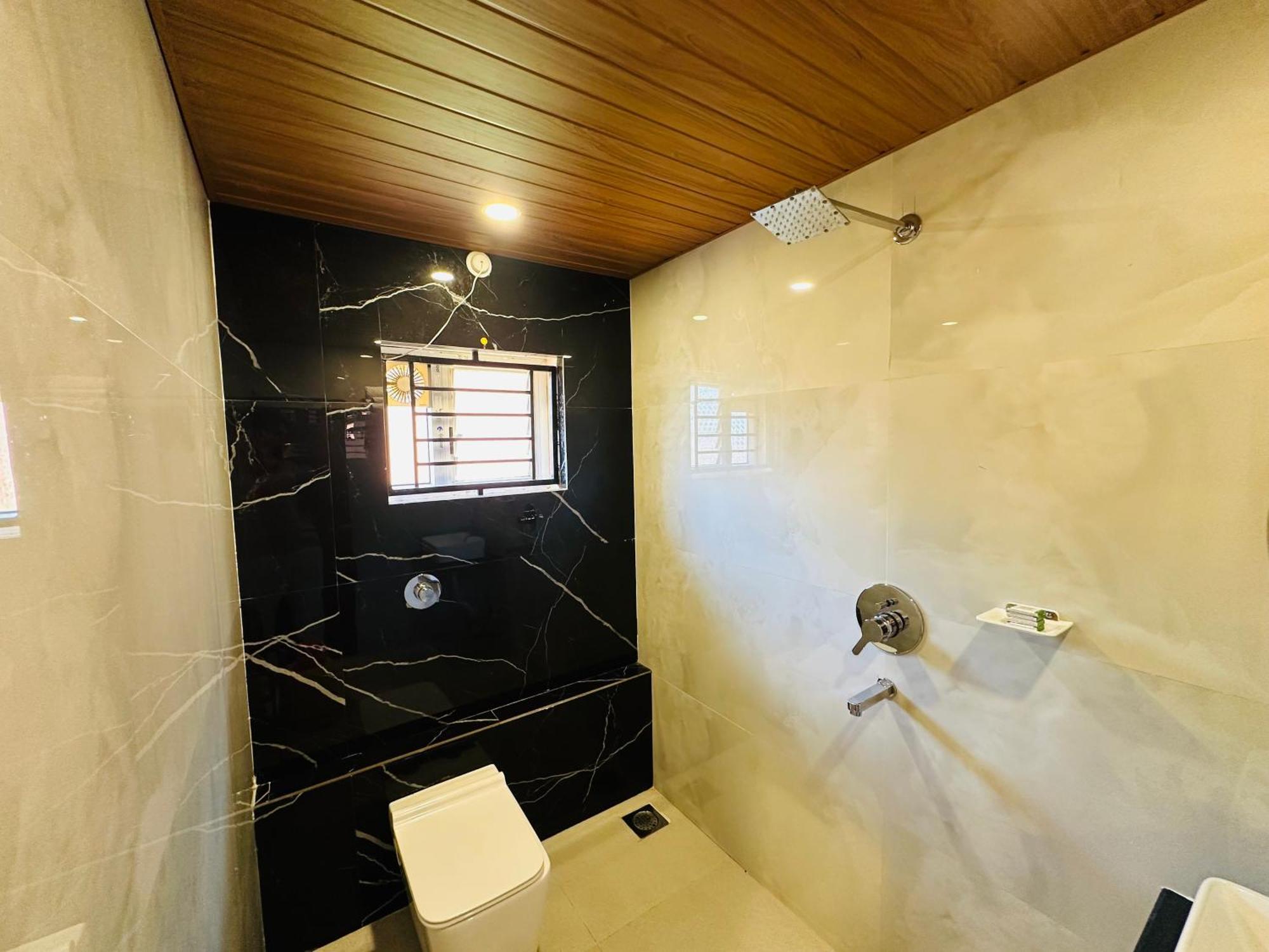 Shri Katyayani Palace Hotel 3*