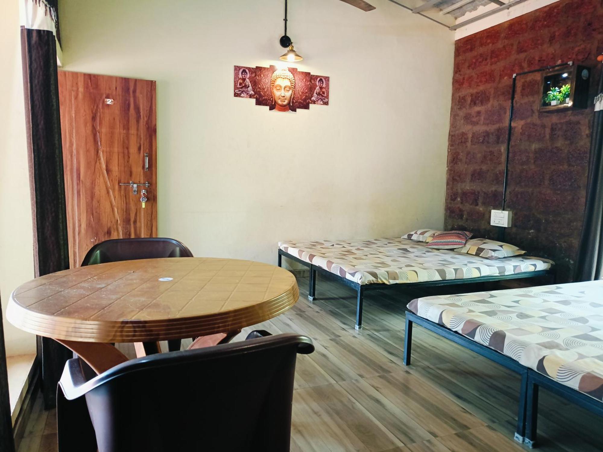 Hotel Waterfront Gokarna