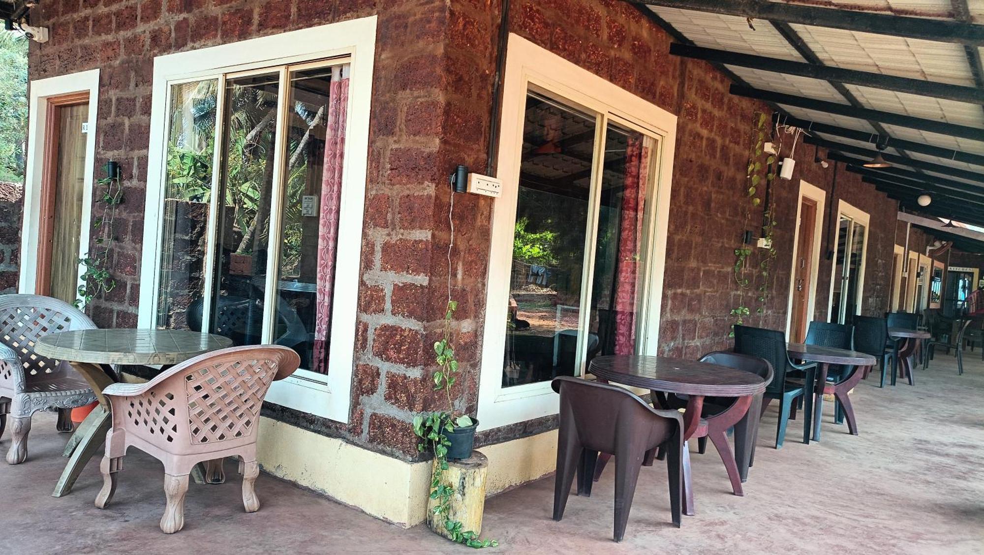 Hotel Waterfront Gokarna
