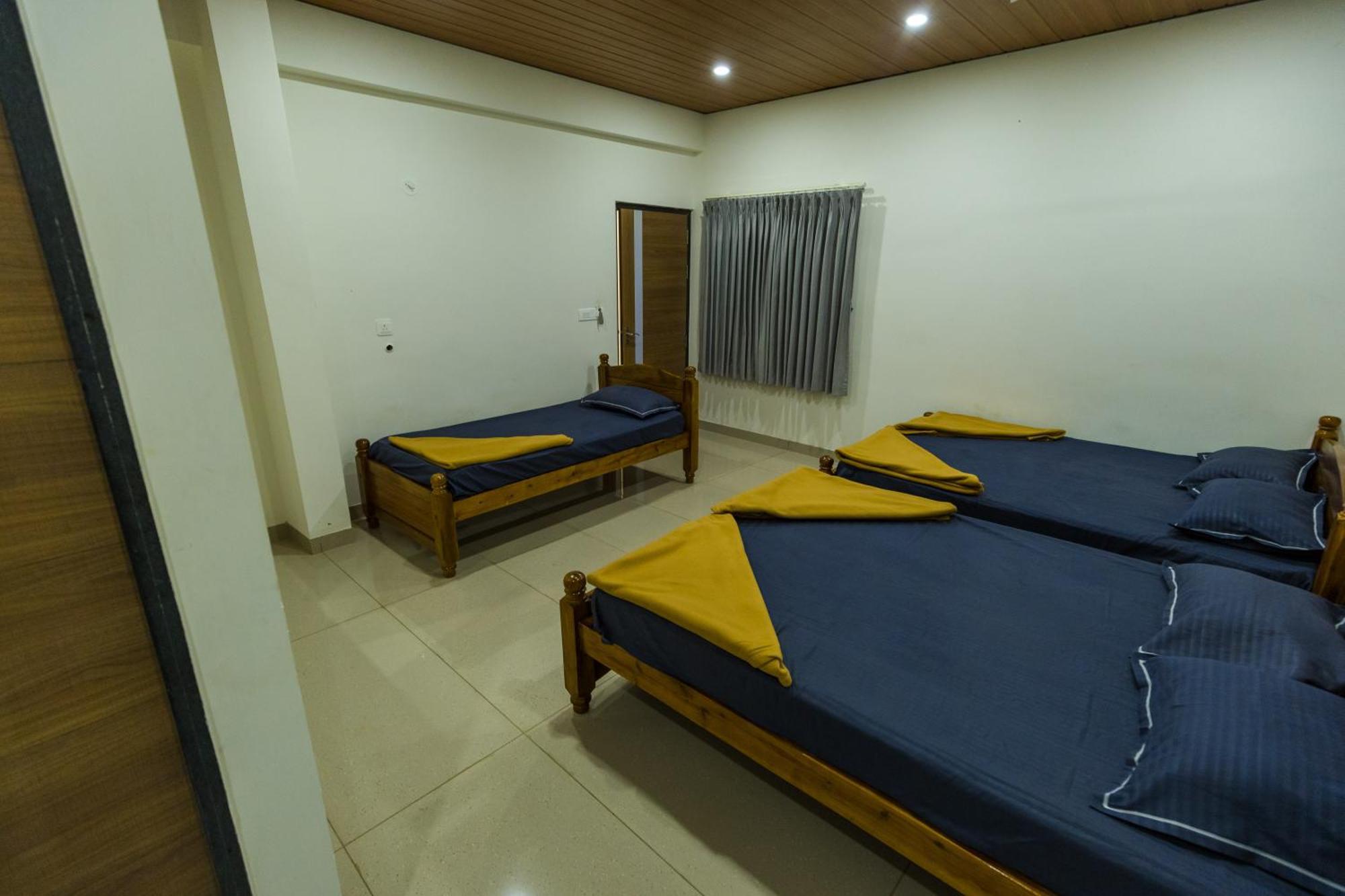 Hotel Tribhuvan Gokarna