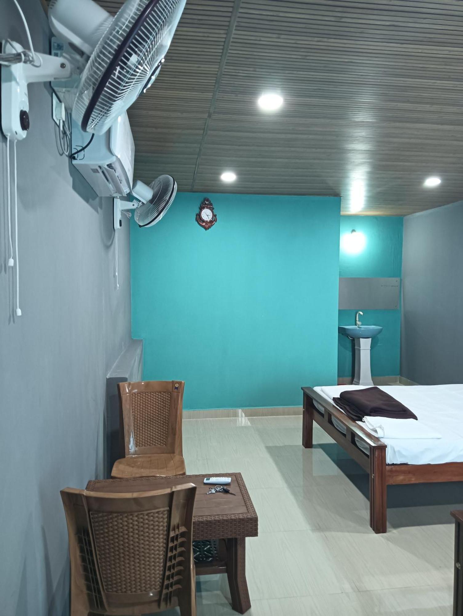 Lakshika Resort Gokarna (Karnataka)