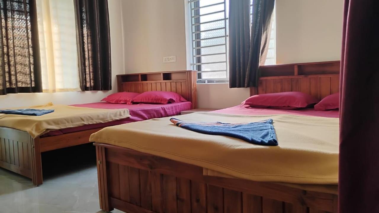 Nisarga Homestay *
