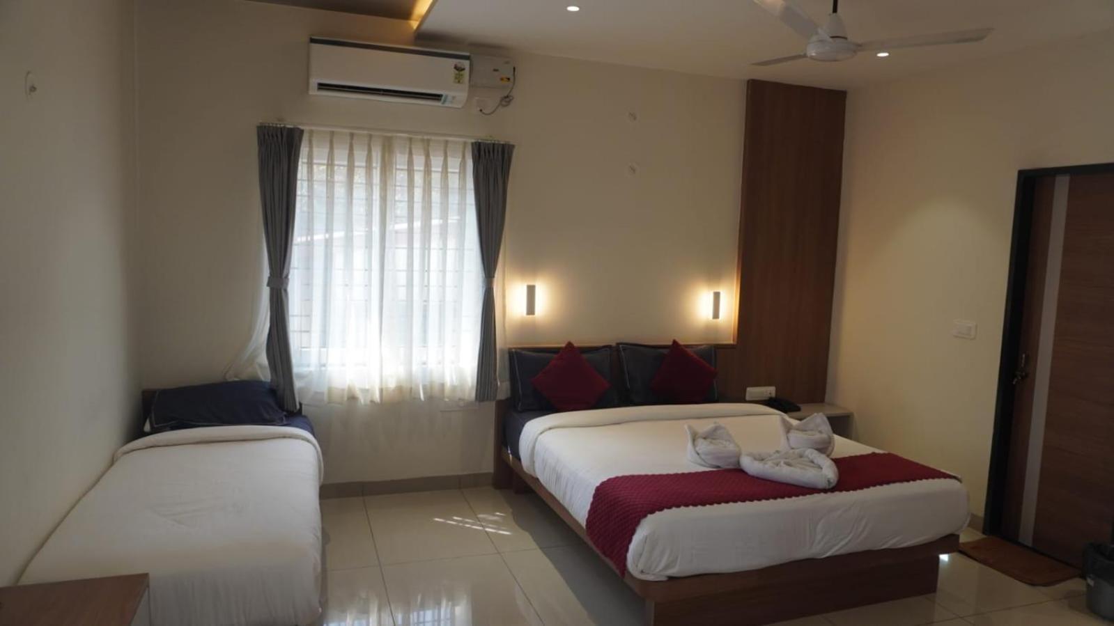 Hotel Tribhuvan Gokarna