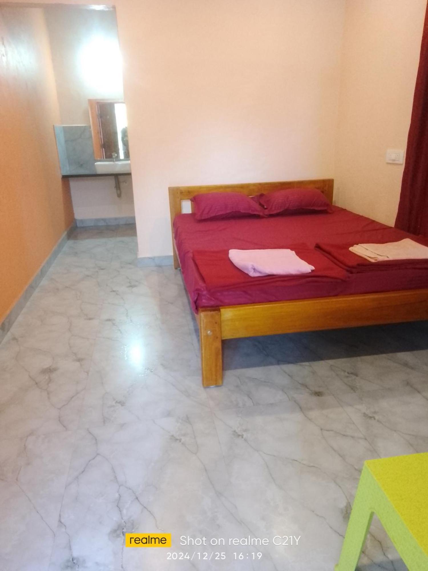 Rudrapada Gokarna Homestay *
