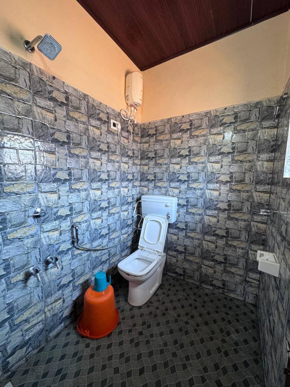 Aikya Guest house Gokarna (Karnataka)