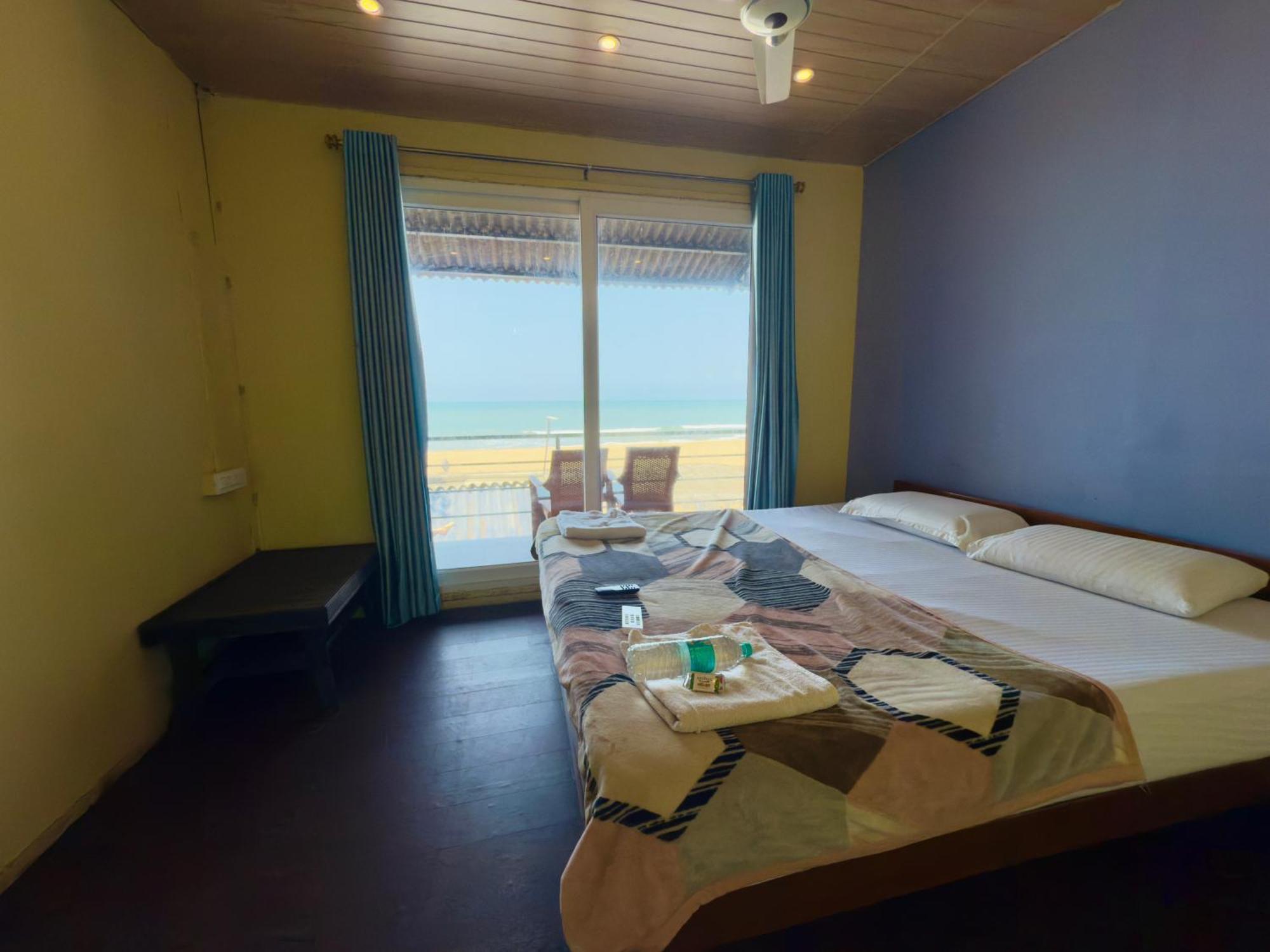 Wave N' Sea Homestay