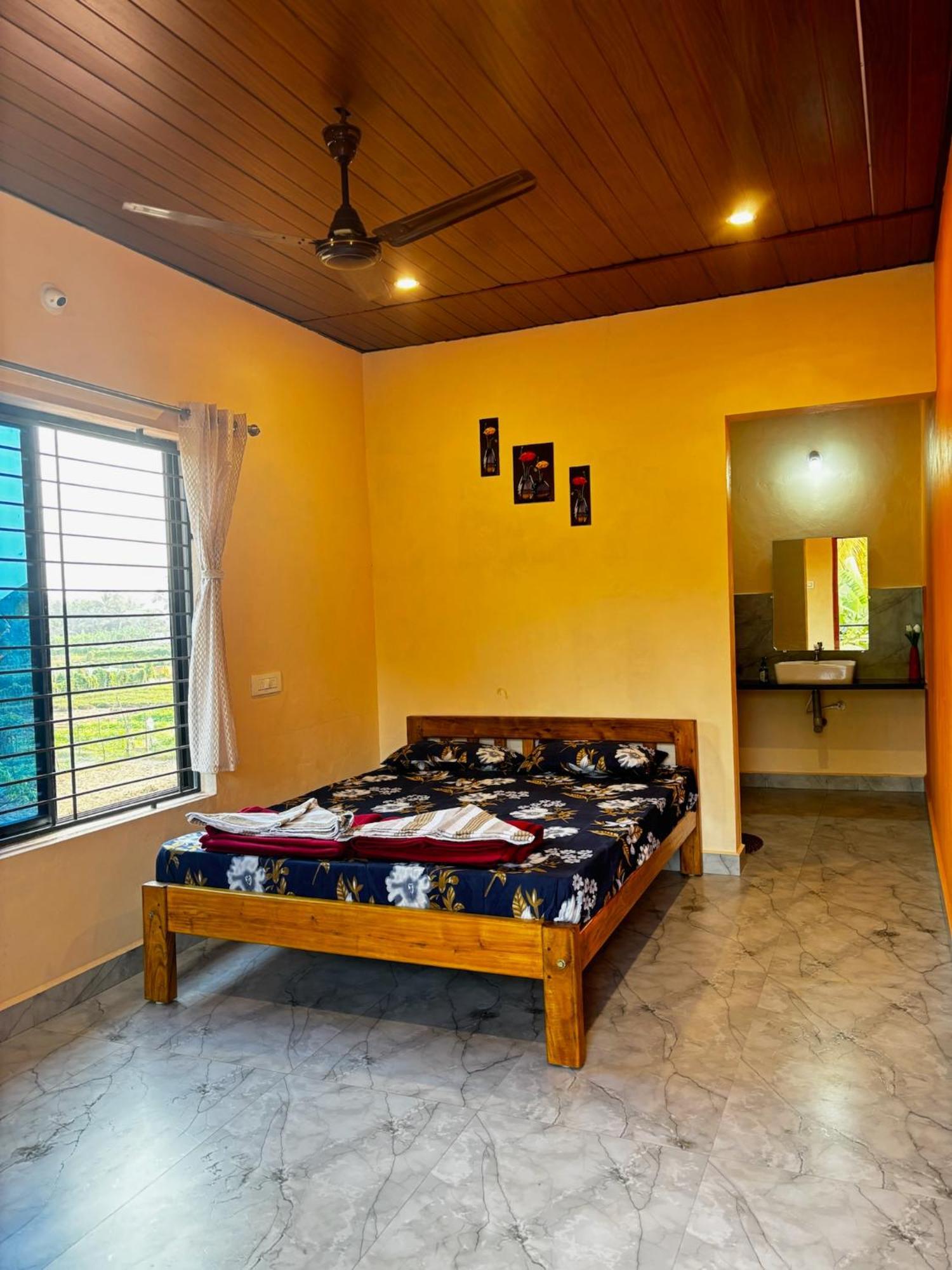 Palm Breeze Gokarna