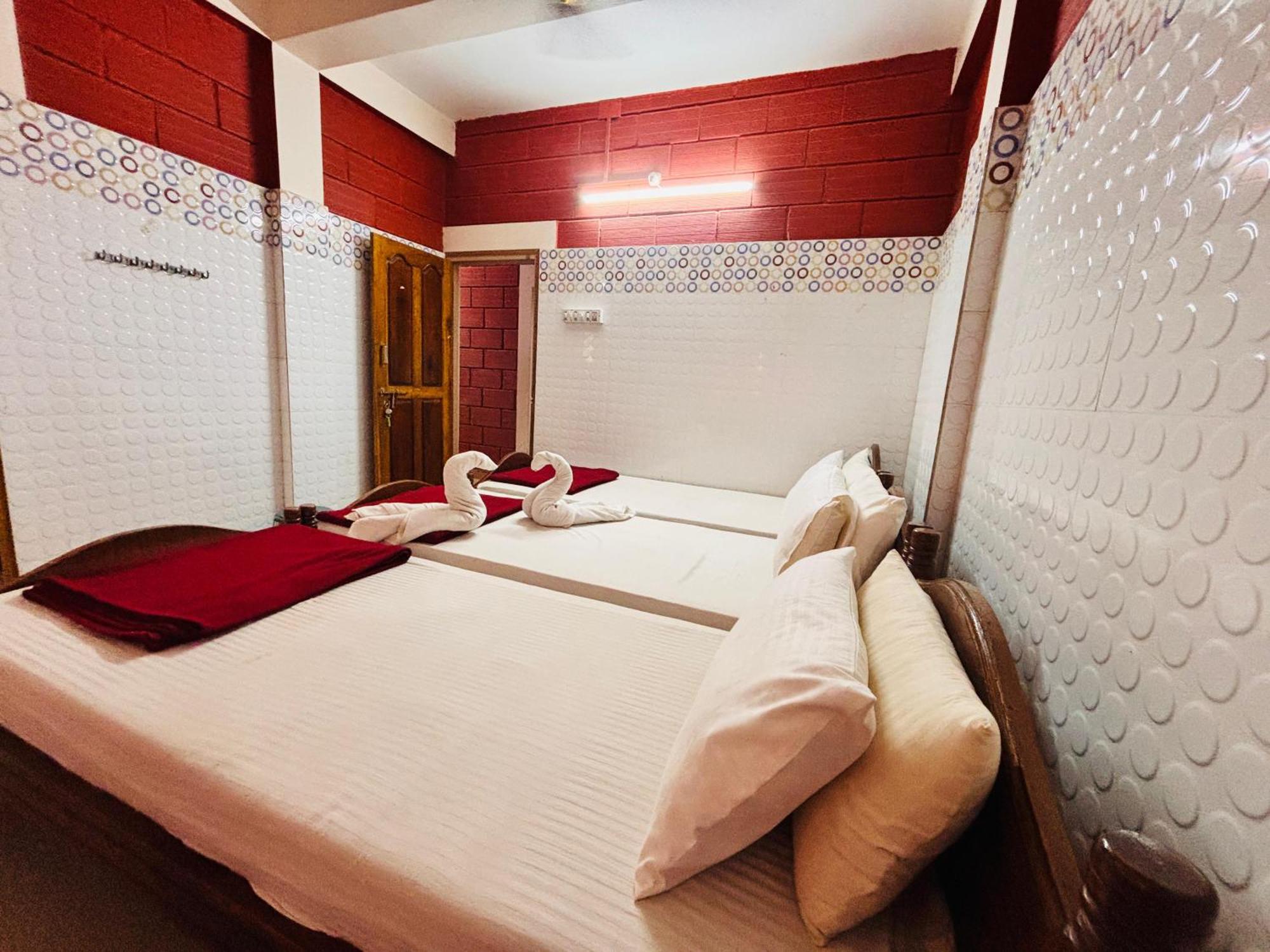 Shree Katyayani Residency 4*