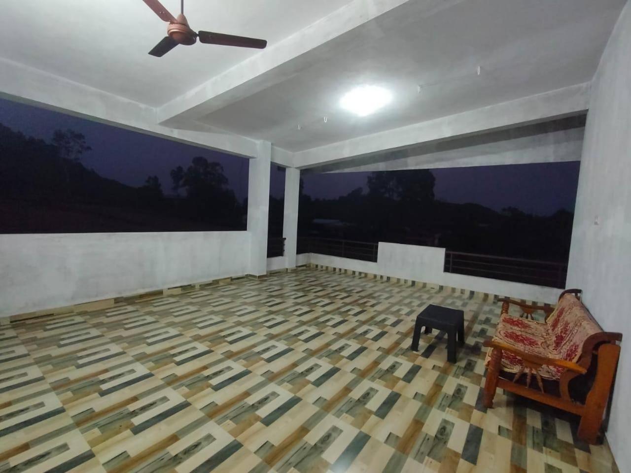 Homestay Coastal Comforts And *