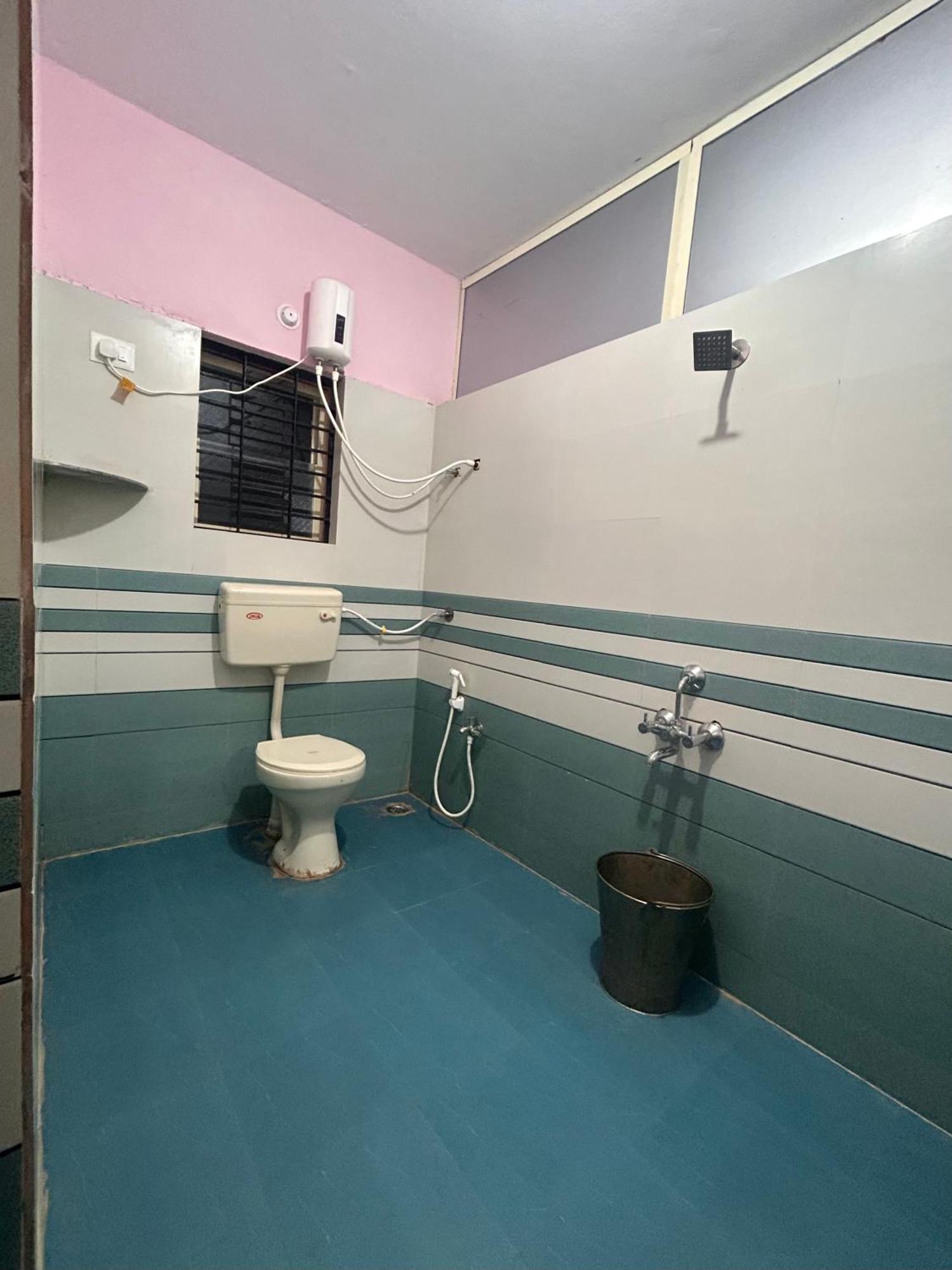 Aryadurga Residency Guest house Gokarna (Karnataka)