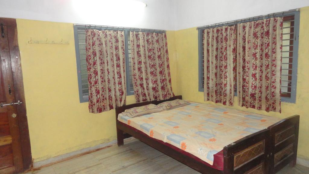 Naga Palace Guest house