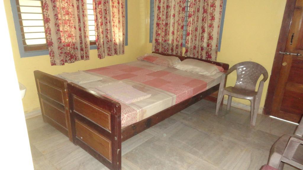 Guest house Naga Palace *