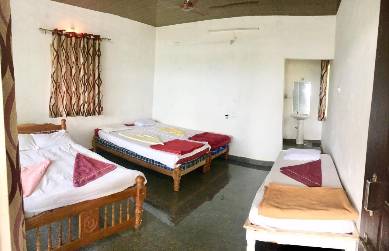 White Elephant Restaurant & Gokarna Gokarna (Karnataka)