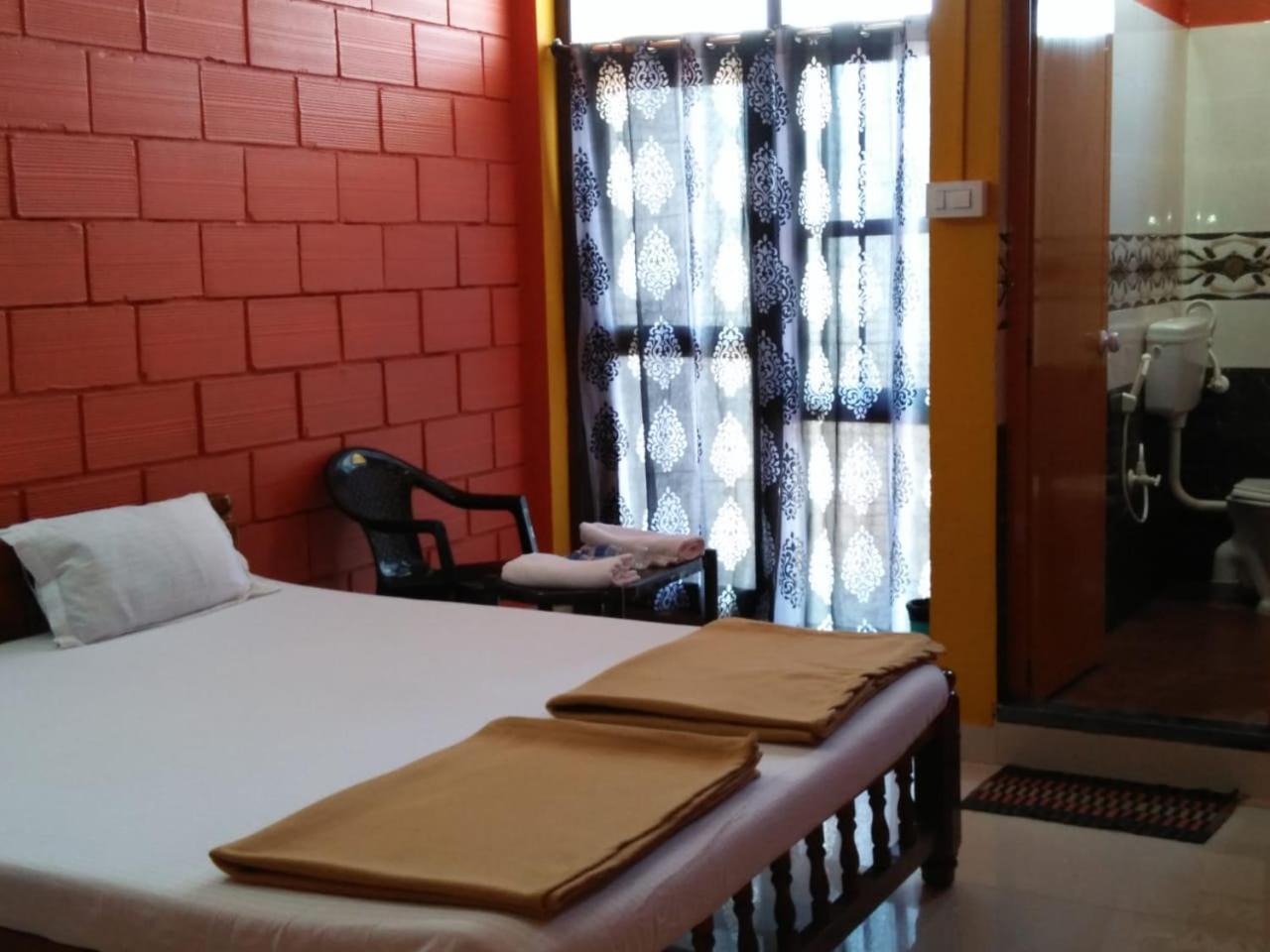 Shanthi Krishna Residency Hotel 3*