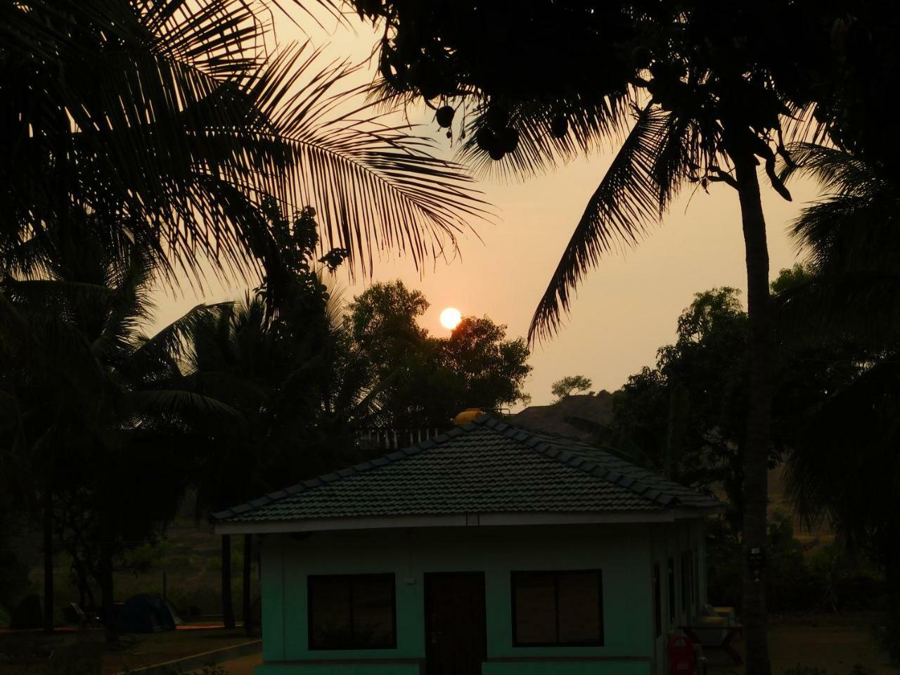Coconut Tree Gokarna Resort *