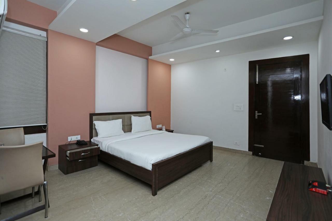Spot On 38786 Patang Beach