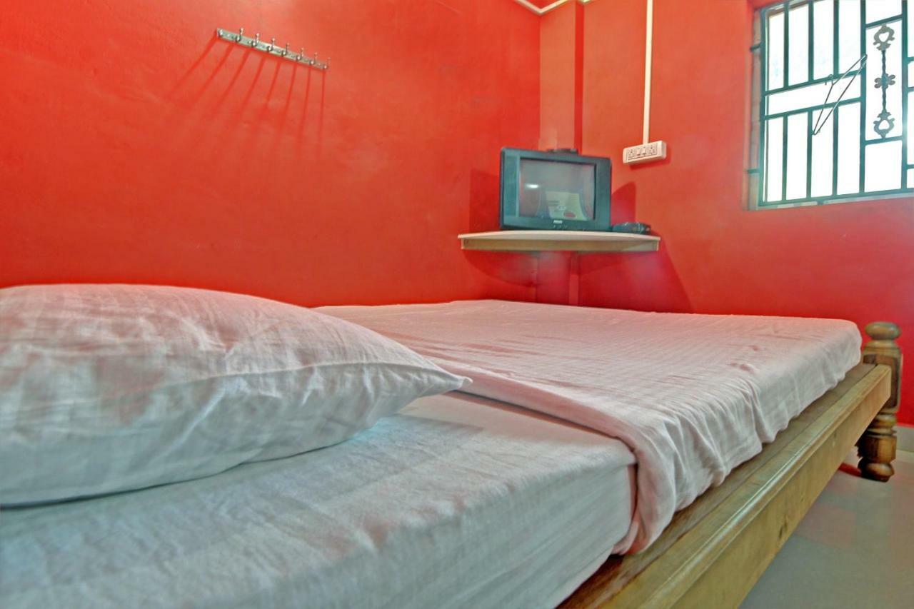 Spot On 38786 Patang Beach Hotel 3*