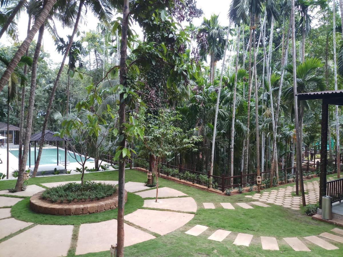 Resort Stone Wood Premier Gokarna Gokarna (Karnataka)